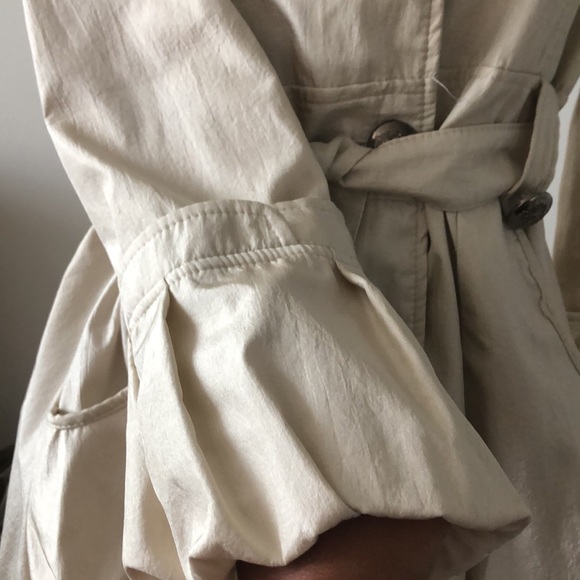 Trench coat - Picture 4 of 12